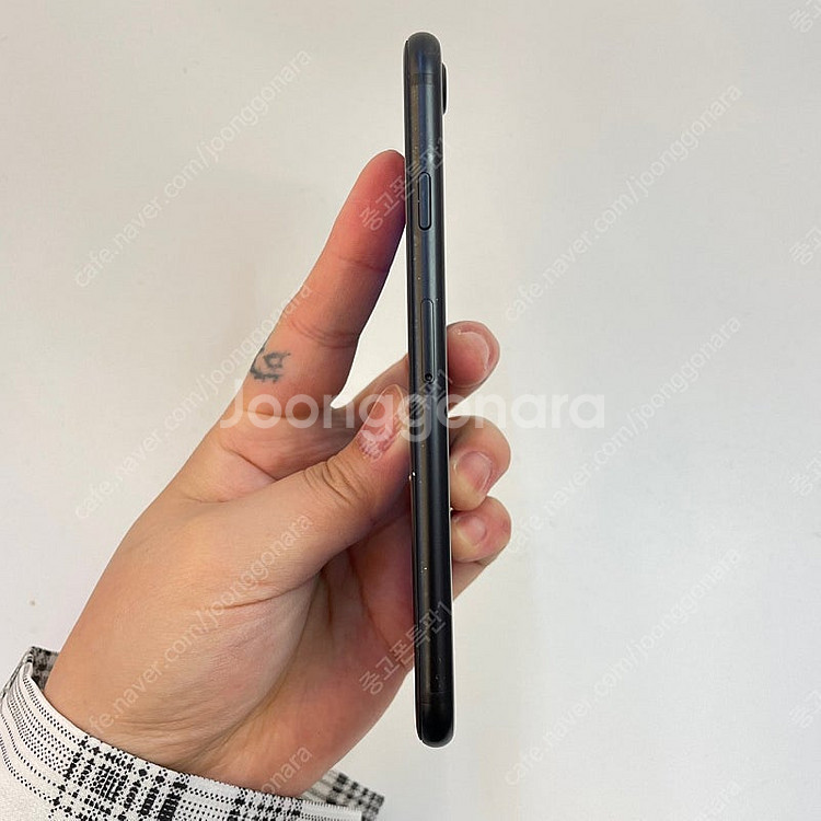 95160(울산중고폰) 아이폰SE2 배터리성능 91% 블랙 64GB 판매합니다 16만원 텔레그램OK--6